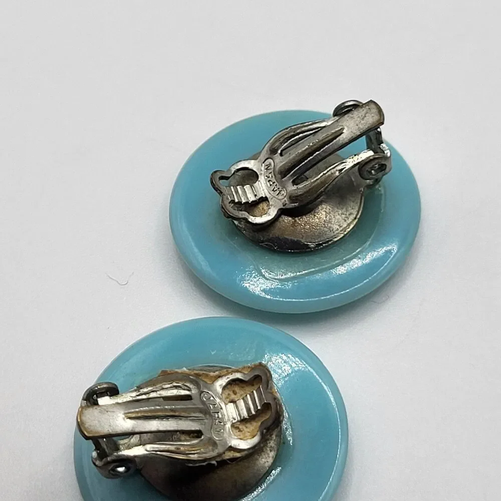 Lot of 5 Clip On Earrrings Vintage 60s 